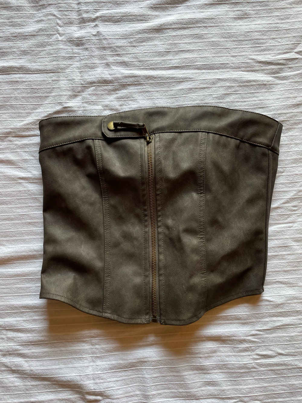 Edikted Strapless Zip-Front Corset Top